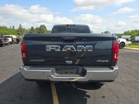New 2026 RAM 2500 Laramie AWD/4WD image 6