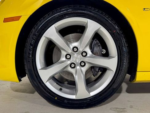 Used 2014 Chevrolet Camaro SS image 26