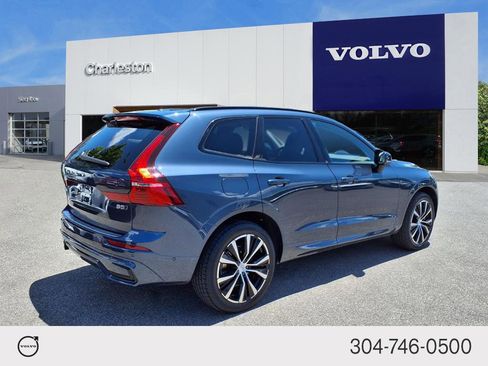 Certified 2023 Volvo XC60 B5 Plus AWD/4WD image 3