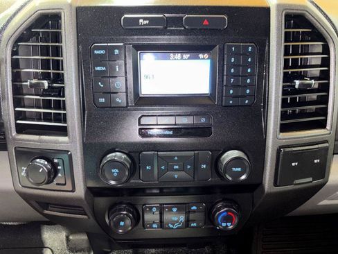 Used 2020 Ford F250 XL w/ Power Equipment Group AWD/4WD image 19