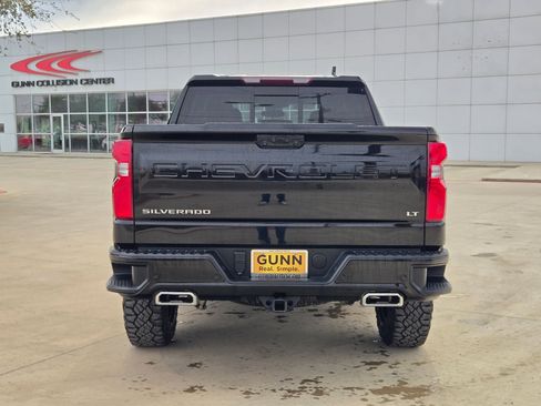 Used 2023 Chevrolet Silverado 1500 LT Trail Boss w/ LT Trail Boss Premium Package image 4