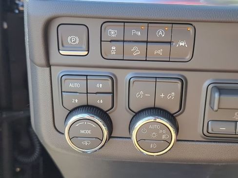 New 2026 Chevrolet Tahoe RST w/ Advanced Technology Package AWD/4WD image 24