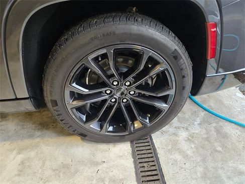 Used 2024 Jeep Grand Wagoneer L Series II w/ Quick Order Packagew 28T image 2