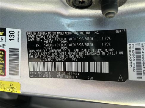 Used 2017 Toyota Sienna SE image 18