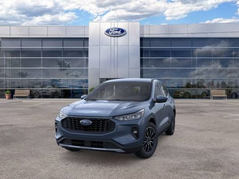 New 2025 Ford Escape SE FWD image 2