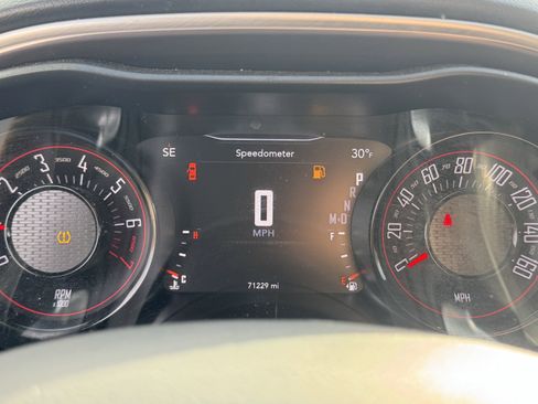 Used 2022 Dodge Challenger GT w/ Plus Package image 13