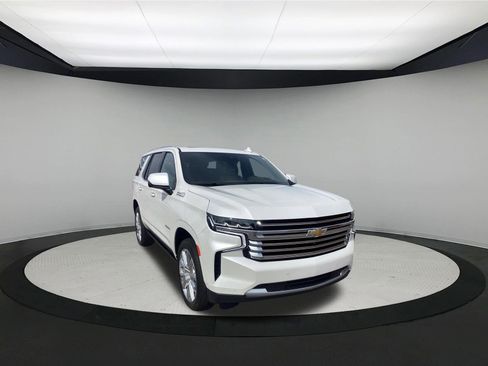 Used 2024 Chevrolet Tahoe High Country w/ Advanced Technology Package image 2