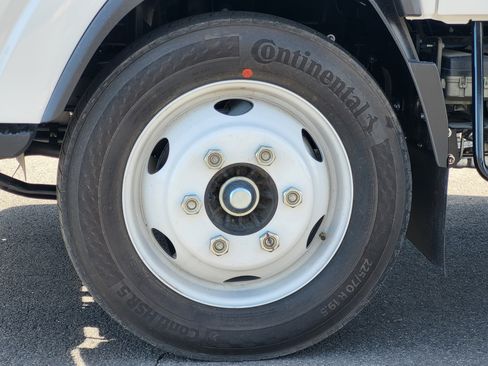 New 2026 Isuzu NPR RWD image 10