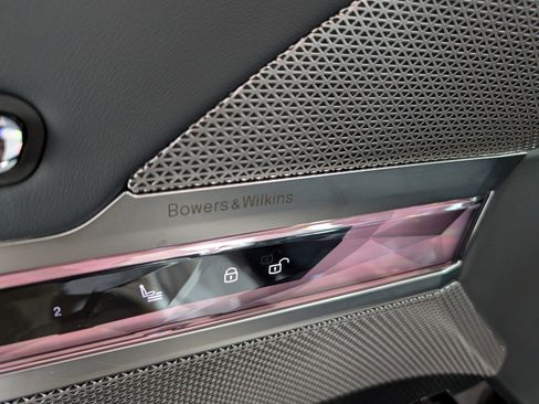 Certified 2024 BMW 760i xDrive image 14