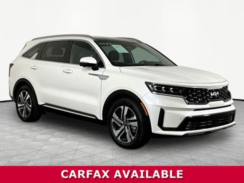 Certified 2023 Kia Sorento SX Prestige w/ Panoramic Sunroof Package AWD/4WD image 3
