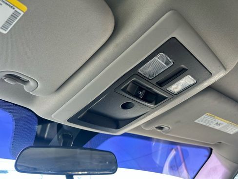 Used 2018 RAM 2500 SLT image 24