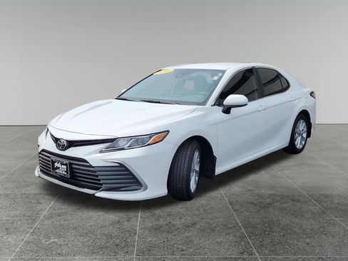 Certified 2024 Toyota Camry LE image 3
