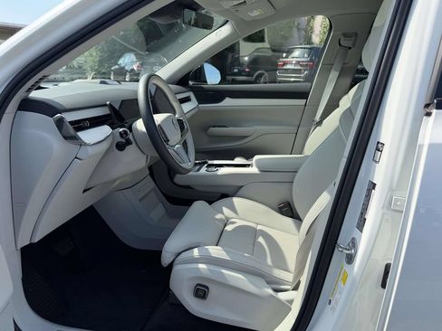 New 2025 Volvo EX90 Plus AWD/4WD image 14