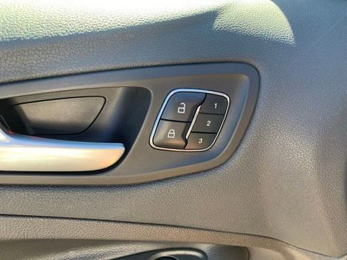 Used 2016 Ford Escape Titanium image 10