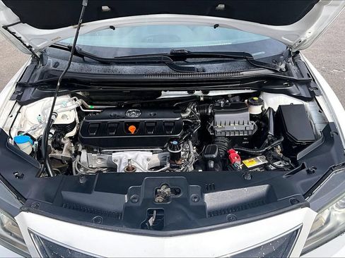 Used 2014 Acura ILX w/ Technology Package FWD image 8