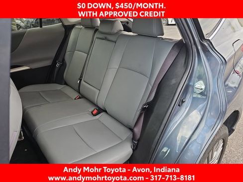 Used 2022 Toyota Venza XLE AWD/4WD image 11