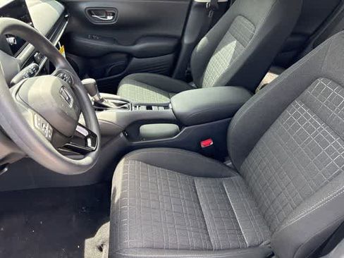 Used 2026 Honda HR-V LX image 11