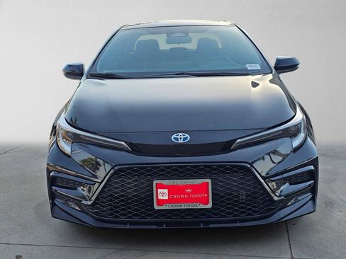 Certified 2024 Toyota Corolla SE w/ SE Package FWD image 8