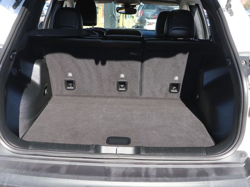 Used 2022 Jeep Cherokee Trailhawk image 29