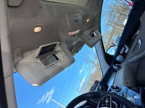 Used 2019 Mercedes-Benz C 300 4MATIC Sedan image 51