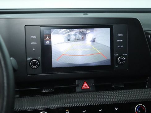 Used 2025 Kia Sportage LX FWD image 30