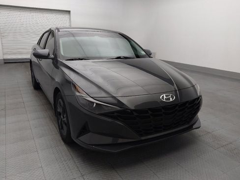 Used 2023 Hyundai Elantra SEL w/ Cargo Package FWD image 14