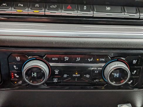 Certified 2025 Chevrolet Silverado 1500 High Country image 30