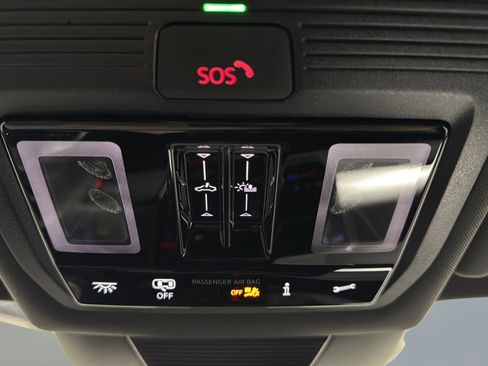 New 2026 Volkswagen Tiguan SE R-Line image 29