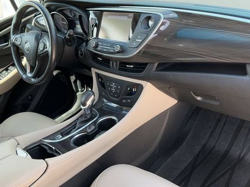 Used 2019 Buick Envision Essence FWD image 21