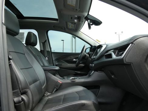 Certified 2022 GMC Terrain SLT AWD/4WD image 14