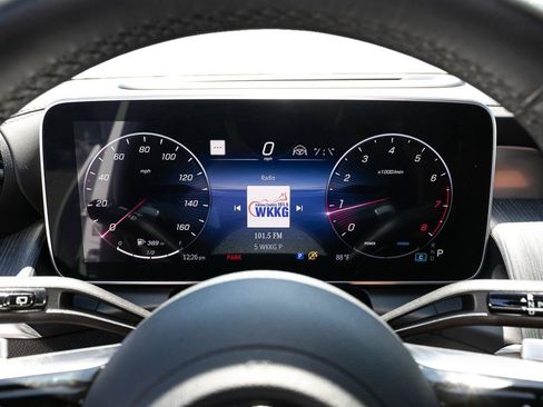 Used 2024 Mercedes-Benz GLC 300 w/ AMG Line image 14