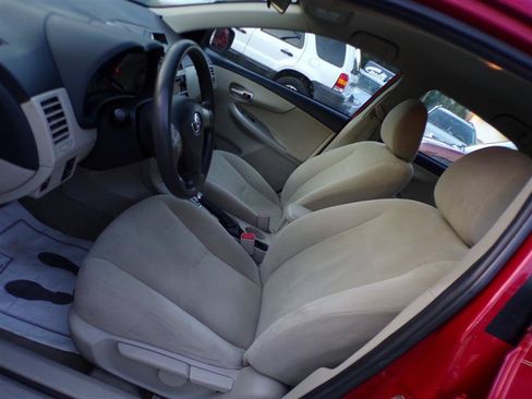 Used 2013 Toyota Corolla LE FWD image 15