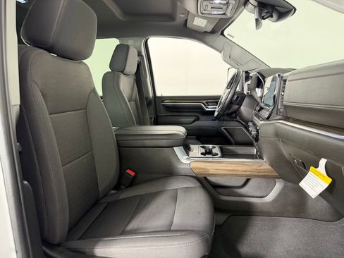 Used 2024 Chevrolet Silverado 2500 LT w/ Safety Package image 30