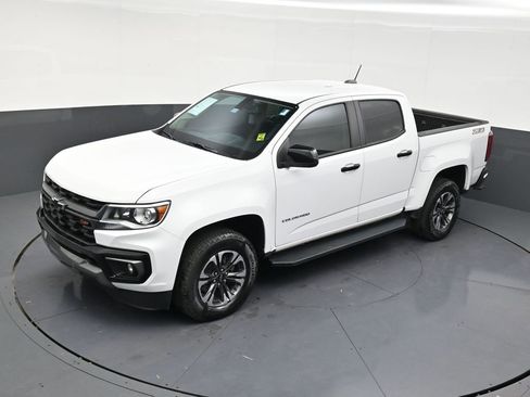 Used 2021 Chevrolet Colorado Z71 RWD image 12
