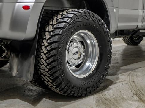 Used 2022 Ford F350 Lariat w/ Lariat Ultimate Package AWD/4WD image 60