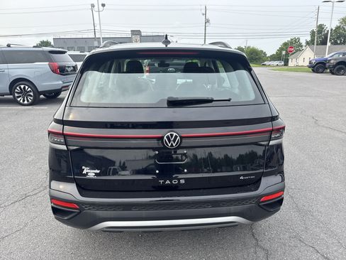 Used 2025 Volkswagen Taos S AWD/4WD image 4