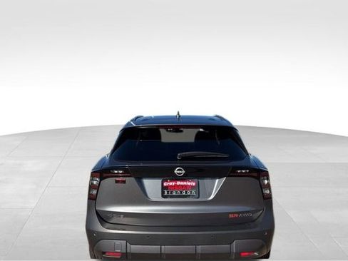 Certified 2025 Nissan Kicks SR image 3