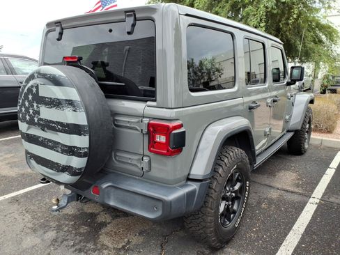 Used 2019 Jeep Wrangler Unlimited Sahara w/ Quick Order Package 24M Moab AWD/4WD image 3