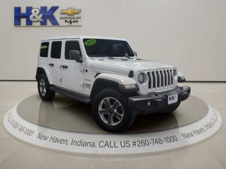 Used 2020 Jeep Wrangler Unlimited Sahara w/ Uconnect 4C Nav & Sound Group AWD/4WD video 1