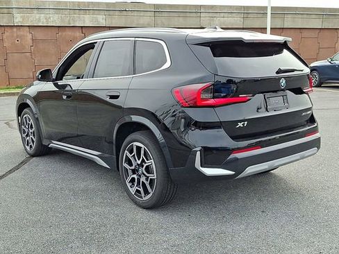 Used 2026 BMW X1 xDrive28i w/ Technology Package AWD/4WD image 3