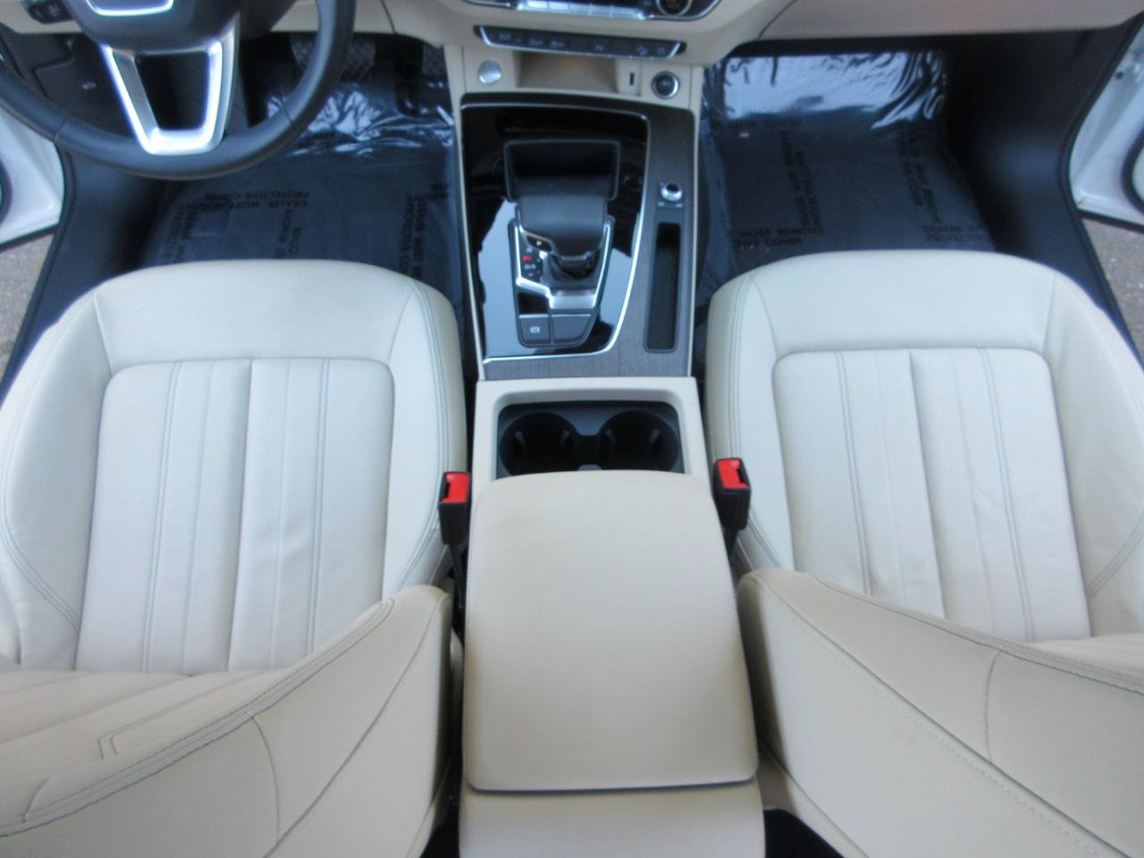 Used 2023 Audi Q5 2.0T Premium w/ Convenience Package AWD/4WD image 19
