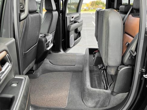 Used 2024 Chevrolet Silverado 2500 High Country w/ High Country Premium Package image 22