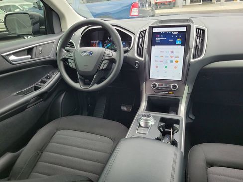 Certified 2021 Ford Edge SE FWD image 13