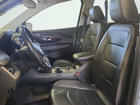 Used 2019 GMC Terrain Denali w/ Advanced Safety Package image 9