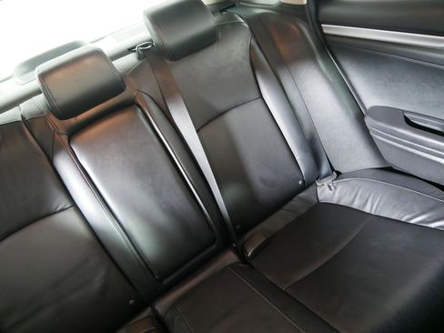 Used 2016 Honda Civic Touring image 14