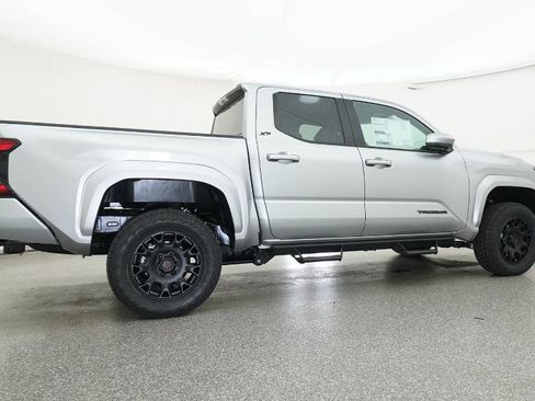 New 2026 Toyota Tacoma SR5 image 39