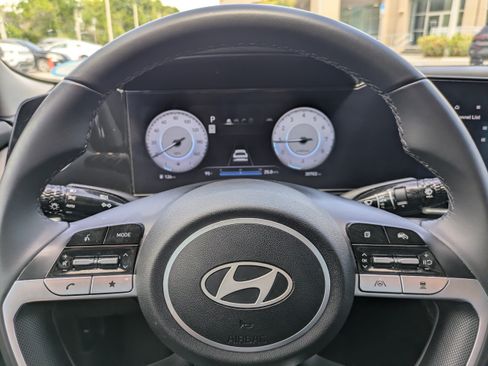 Certified 2025 Hyundai Elantra SEL FWD image 25