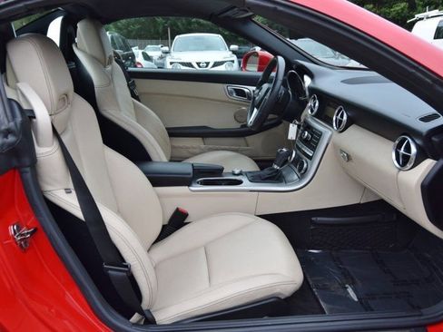 Used 2012 Mercedes-Benz SLK 350 image 23