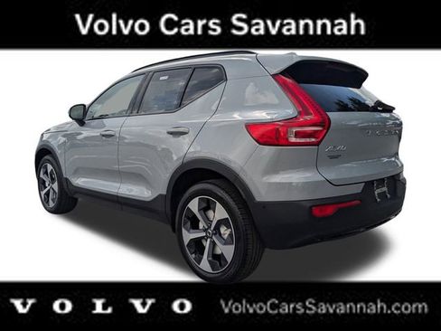 New 2025 Volvo XC40 B5 Plus w/ Protection Package Premier image 7