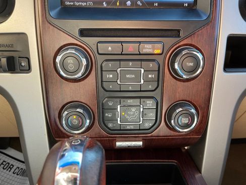 Used 2013 Ford F150 King Ranch w/ King Ranch Luxury Pkg image 16